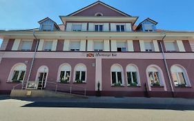 Hotel Neuenburger Hof